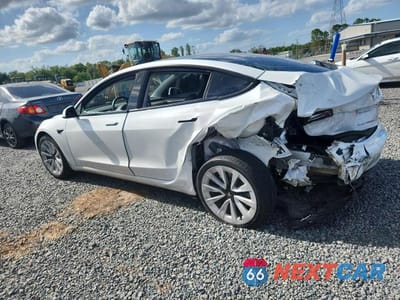 Drugie zdjęcie samochodu z przodu: 2023 TESLA MODEL 3 VIN:5YJ3E1EA5PF563773 - miniatura