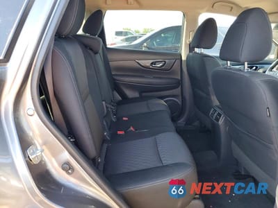 Zdjęcie 10 z 12 samochodu: 2020 NISSAN ROGUE SV VIN:KNMAT2MV9LP529035 - miniatura