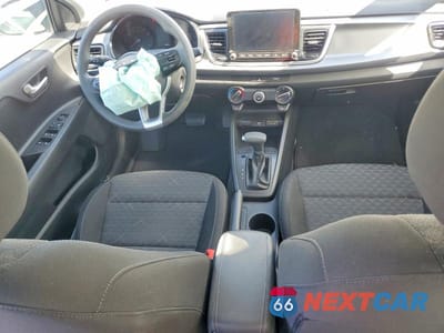 Zdjęcie 8 z 12 samochodu: 2023 KIA RIO S VIN:3KPA24AD0PE603099 - miniatura