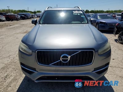 Piąte zdjęcie samochodu w środku: 2016 VOLVO XC90 T6 VIN:YV4A22PK0G1032479 - miniatura