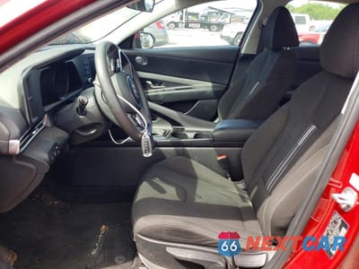 Zdjęcie 7 z 12 samochodu: 2023 HYUNDAI ELANTRA BLUE VIN:KMHLM4AJXPU078025 - miniatura