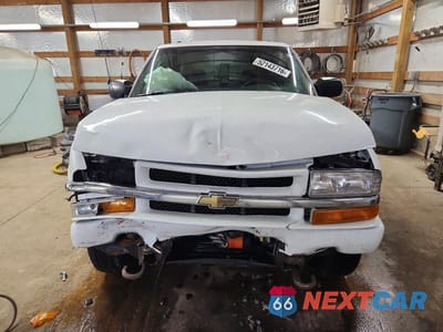 Piąte zdjęcie samochodu w środku: 2003 CHEVROLET BLAZER VIN:1GNDT13XX3K173452 - miniatura