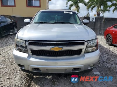 Piąte zdjęcie samochodu w środku: 2014 CHEVROLET TAHOE C1500 LT VIN:1GNSCBE00ER232662 - miniatura