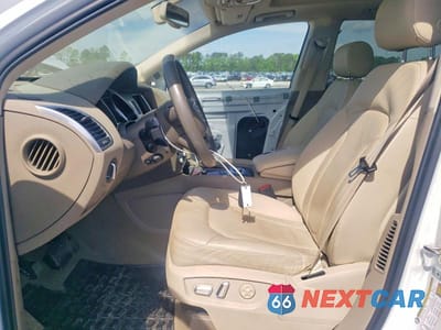 Zdjęcie 7 z 13 samochodu: 2015 AUDI Q7 PREMIUM PLUS VIN:WA1LGAFE0FD013523 - miniatura