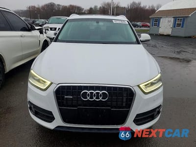 Piąte zdjęcie samochodu w środku: 2015 AUDI Q3 PRESTIGE VIN:WA1GFCFS4FR001514 - miniatura