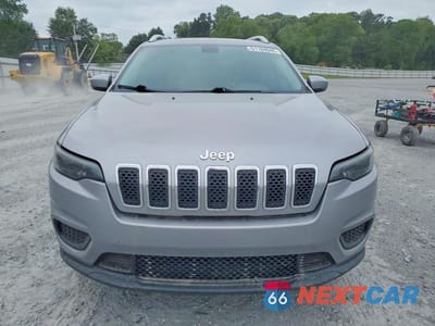 Piąte zdjęcie samochodu w środku: 2020 JEEP CHEROKEE LATITUDE VIN:1C4PJLCB9LD510886 - miniatura