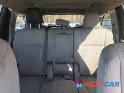 Zdjęcie 10 z 13 samochodu: 2015 TOYOTA HIGHLANDER LE VIN:5TDBKRFH9FS147718 - miniatura