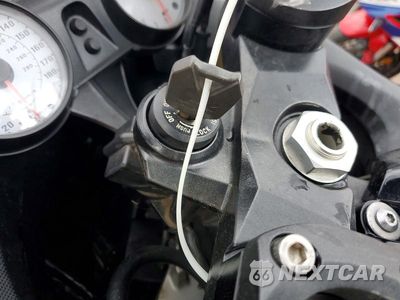 Zdjęcie 8 z 9 samochodu: 2009 KAWASAKI ZX1400 VIN:JKBZXNC179A013104 - miniatura