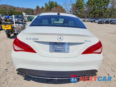 Zdjęcie 6 z 11 samochodu: 2014 MERCEDES-BENZ CLA 250 4MATIC VIN:WDDSJ4GB0EN154809 - miniatura