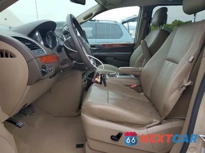 Zdjęcie 7 z 13 samochodu: 2016 CHRYSLER TOWN & COUNTRY TOURING VIN:2C4RC1BG3GR287347 - miniatura