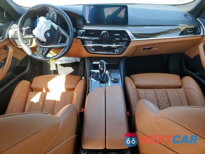 Zdjęcie 8 z 12 samochodu: 2023 BMW 530 I VIN:WBA53BH04PWY20504 - miniatura