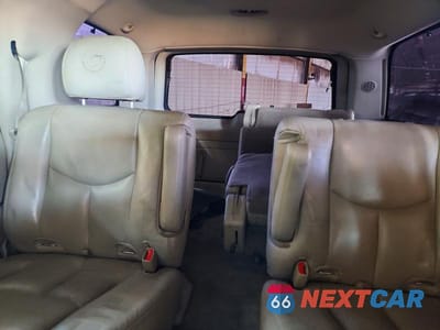 Zdjęcie 10 z 14 samochodu: 2004 CADILLAC ESCALADE LUXURY VIN:1GYEK63NX4R193814 - miniatura