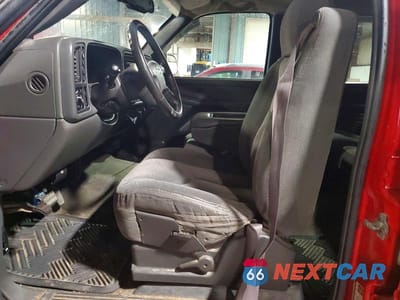 Zdjęcie 7 z 12 samochodu: 2004 CHEVROLET SILVERADO K1500 VIN:2GCEK13T441405154 - miniatura
