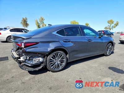 Trzecie zdjęcie samochodu z tyłu: 2025 LEXUS ES 300H BASE VIN:58ADA1C14SU068116 - miniatura