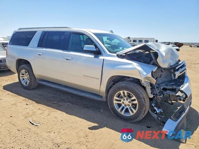 Czwarte zdjęcie samochodu z boku: 2016 CHEVROLET SUBURBAN K1500 LT VIN:1GNSKHKC6GR450256 - miniatura