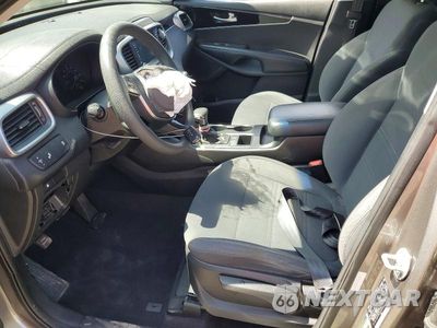 Zdjęcie 7 z 14 samochodu: 2019 KIA SORENTO LX VIN:5XYPG4A33KG438972 - miniatura