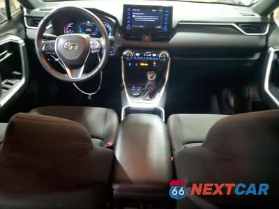 Zdjęcie 8 z 14 samochodu: 2021 TOYOTA RAV4 PRIME SE VIN:JTMAB3FV8MD026427 - miniatura