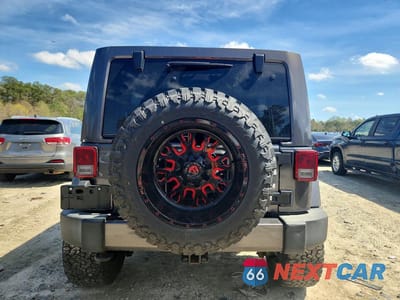 Zdjęcie 6 z 12 samochodu: 2017 JEEP WRANGLER UNLIMITED SAHARA VIN:1C4BJWEG5HL611764 - miniatura