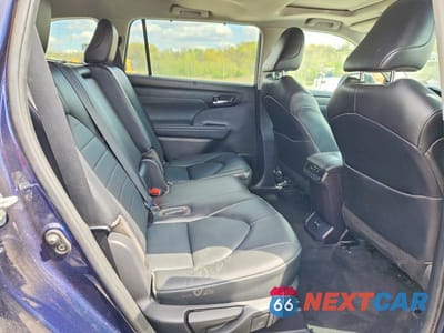 Zdjęcie 11 z 13 samochodu: 2021 TOYOTA HIGHLANDER XLE VIN:5TDHZRBH3MS160666 - miniatura