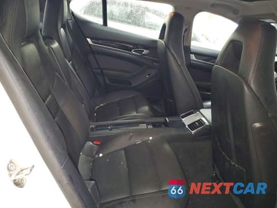 Zdjęcie 10 z 12 samochodu: 2014 PORSCHE PANAMERA 2 VIN:WP0AA2A7XEL005270 - miniatura