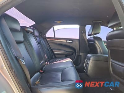 Zdjęcie 10 z 11 samochodu: 2014 CHRYSLER 300 VIN:2C3CCARG0EH384928 - miniatura