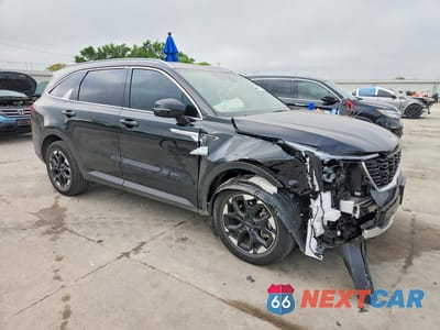 Czwarte zdjęcie samochodu z boku: 2025 KIA SORENTO VIN:5XYRL4JC1SG339829 - miniatura