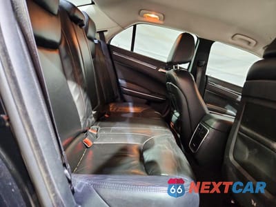 Zdjęcie 10 z 12 samochodu: 2018 CHRYSLER 300 TOURING VIN:2C3CCARG5JH317154 - miniatura