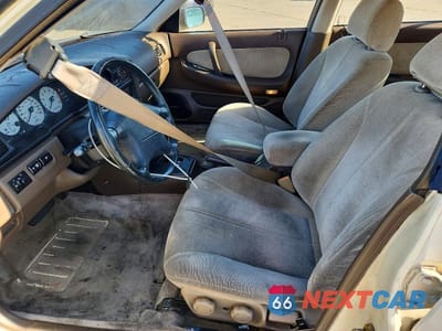 Zdjęcie 7 z 12 samochodu: 1994 NISSAN MAXIMA SE VIN:JN1EJ01F9RT506110 - miniatura