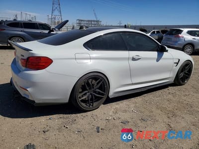 Trzecie zdjęcie samochodu z tyłu: 2015 BMW M4 VIN:WBS3R9C5XFK335531 - miniatura