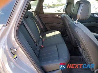 Zdjęcie 11 z 13 samochodu: 2024 AUDI Q4 E-TRON PREMIUM PLUS VIN:WA1BCBFZ7RP029575 - miniatura