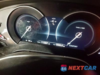 Zdjęcie 9 z 12 samochodu: 2018 BMW 530 XI VIN:WBAJA7C52JWA73063 - miniatura