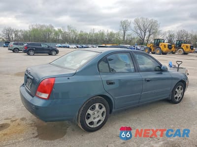 Trzecie zdjęcie samochodu z tyłu: 2002 HYUNDAI ELANTRA GLS VIN:KMHDN45D42U422186 - miniatura