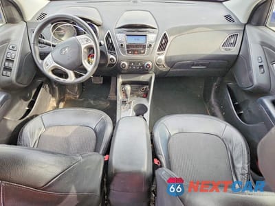 Zdjęcie 8 z 13 samochodu: 2012 HYUNDAI TUCSON GLS VIN:KM8JU3AC8CU455304 - miniatura