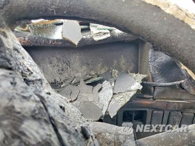 Zdjęcie 8 z 10 samochodu: 2018 VOLVO VNL SEMI TRUCK VIN:4V4NC9EH6JN994680 - miniatura