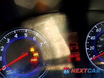 Zdjęcie 9 z 12 samochodu: 2009 INFINITI G37 SEDAN X VIN:JNKCV61F09M053015 - miniatura