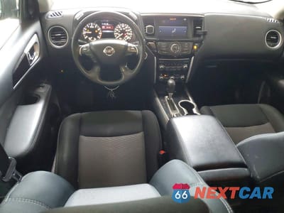 Zdjęcie 8 z 12 samochodu: 2019 NISSAN PATHFINDER SV VIN:5N1DR2MM2KC581806 - miniatura