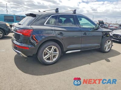 Trzecie zdjęcie samochodu z tyłu: 2021 AUDI Q5 E PREMIUM PLUS VIN:WA1E2AFY0M2015444 - miniatura