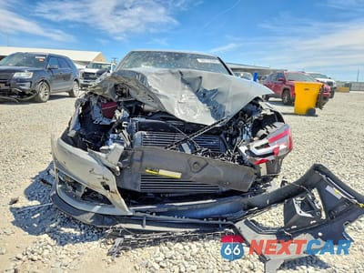 Piąte zdjęcie samochodu w środku: 2019 AUDI S4 PREMIUM PLUS VIN:WAUB4AF46KA010183 - miniatura