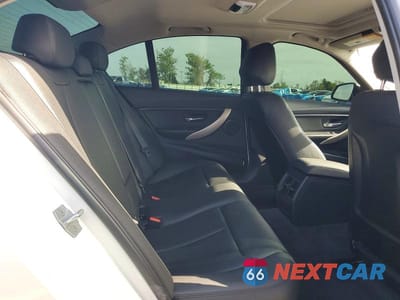 Zdjęcie 10 z 12 samochodu: 2016 BMW 320 XI VIN:WBA8E5G53GNT40210 - miniatura