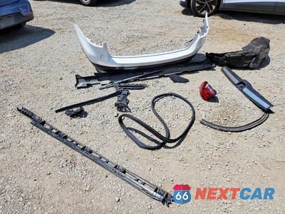 Zdjęcie 13 z 14 samochodu: 2020 MERCEDES-BENZ GLC 300 4MATIC VIN:WDC0G8EB1LF755013 - miniatura