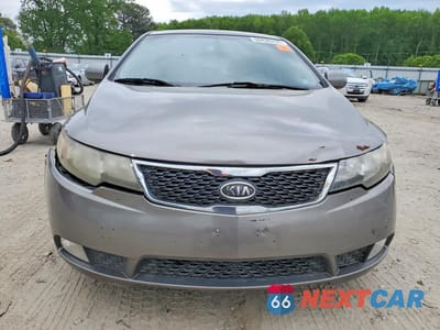 Piąte zdjęcie samochodu w środku: 2012 KIA FORTE EX VIN:KNAFU5A22C5624186 - miniatura