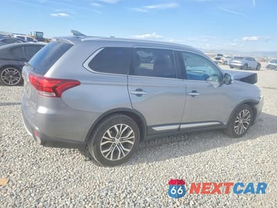 Trzecie zdjęcie samochodu z tyłu: 2017 MITSUBISHI OUTLANDER SE VIN:JA4AZ3A3XHZ006569 - miniatura