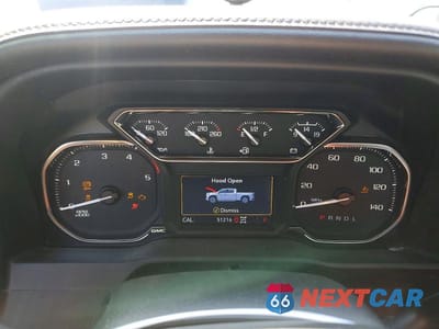 Zdjęcie 9 z 12 samochodu: 2022 GMC SIERRA K3500 SLT VIN:1GT49UEY8NF232329 - miniatura