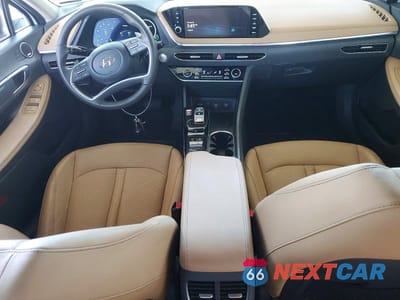 Zdjęcie 8 z 13 samochodu: 2021 HYUNDAI SONATA HYBRID LIMITED VIN:KMHL54JJ1MA036062 - miniatura
