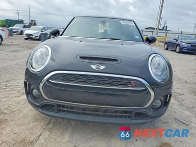 Piąte zdjęcie samochodu w środku: 2016 MINI COOPER S CLUBMAN VIN:WMWLN9C51G2E47879 - miniatura