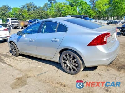 Drugie zdjęcie samochodu z przodu: 2014 VOLVO S60 T5 VIN:YV1612FS3E1291424 - miniatura