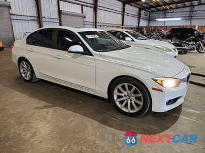 Czwarte zdjęcie samochodu z boku: 2014 BMW 328 I VIN:WBA3A5G53ENP30114 - miniatura