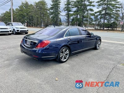 Czwarte zdjęcie samochodu z boku: 2015 MERCEDES-BENZ S 550 4MATIC VIN:WDDUG8FB8FA093380 - miniatura