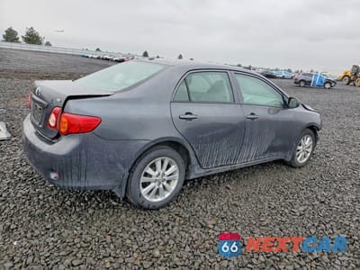 Trzecie zdjęcie samochodu z tyłu: 2010 TOYOTA COROLLA LE VIN:1NXBU4EE0AZ282400 - miniatura