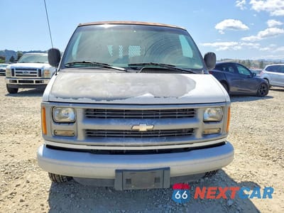 Piąte zdjęcie samochodu w środku: 1999 CHEV EXPRESS G2500 VIN:1GCGG25R2X1122974 - miniatura